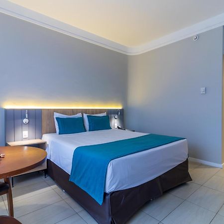 Parque Balneario Hotel Santos By Castelo Itaipava Exterior foto A room at the hotel