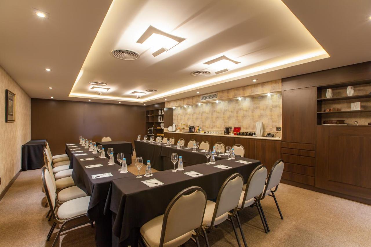 Parque Balneario Hotel Santos By Castelo Itaipava Exterior foto Meeting room