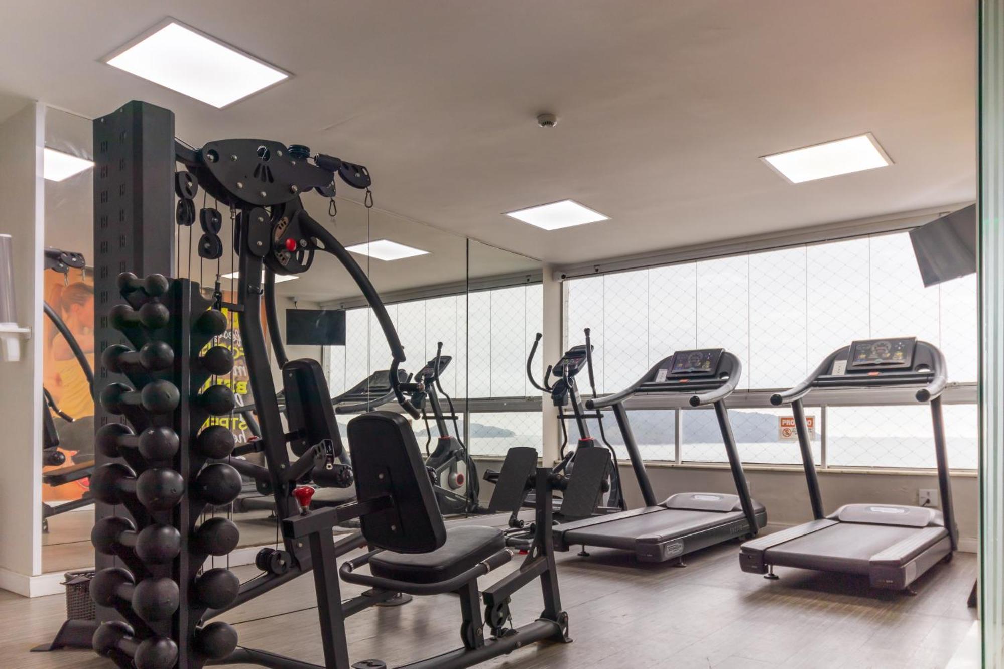 Parque Balneario Hotel Santos By Castelo Itaipava Exterior foto A gym in a hotel